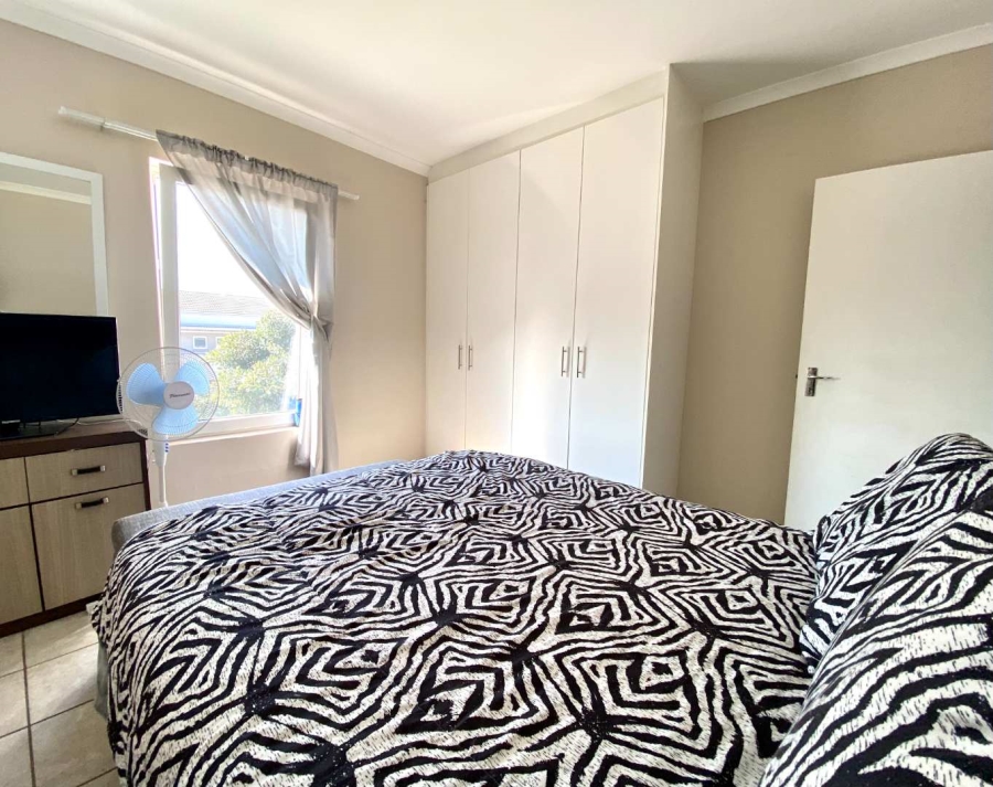 2 Bedroom Property for Sale in Klein Drakenstein Western Cape